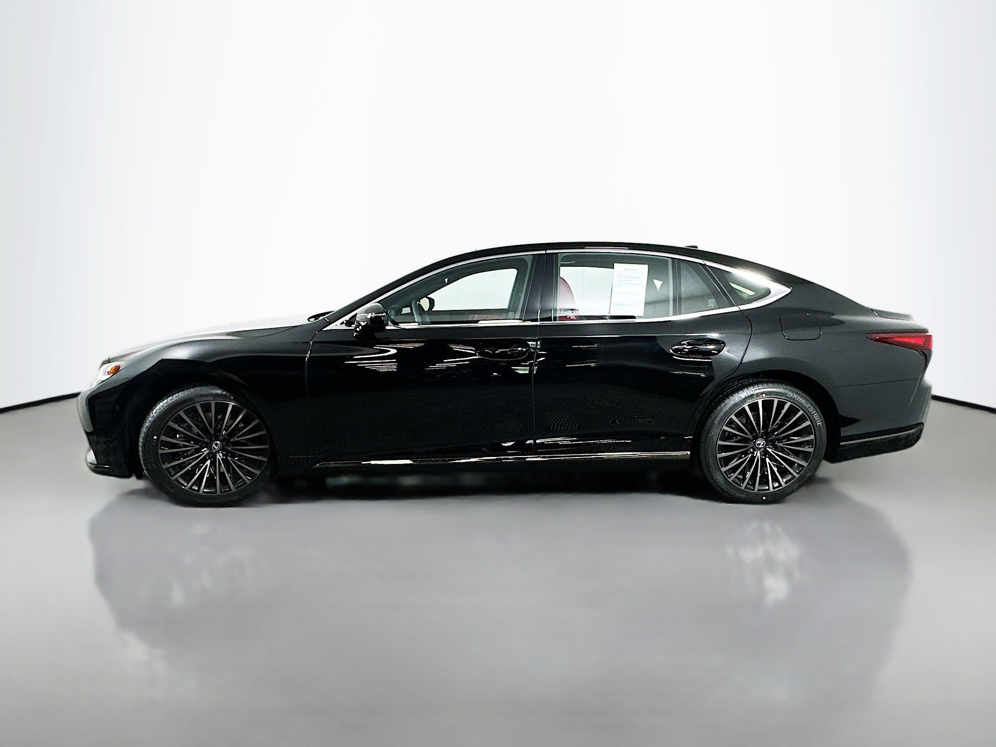 New 2026 Lexus LS 500 AWD w/ Accessory Package (2T) image 4