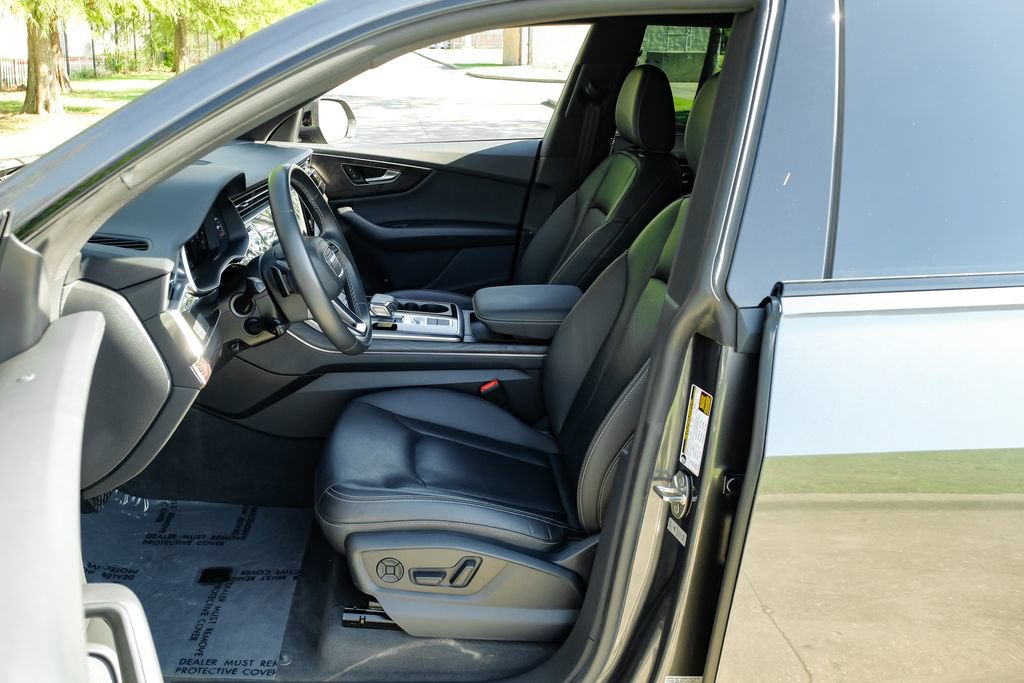 Used 2021 Audi Q8 Premium Plus AWD/4WD image 6