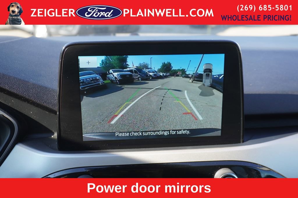 Used 2022 Ford Escape SE w/ Cold Weather Package image 18