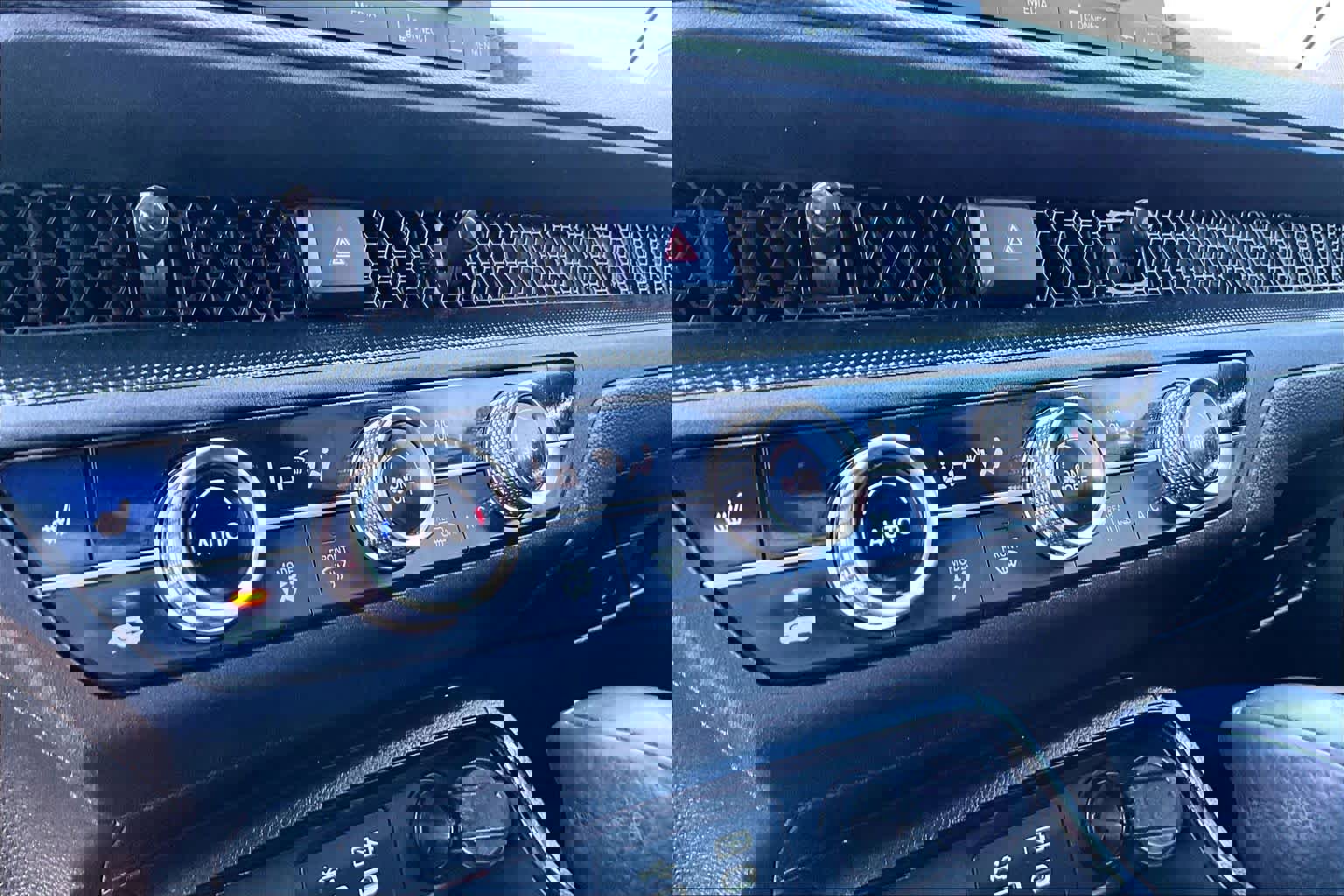 Used 2023 Honda CR-V EX image 32