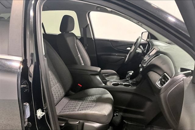 Used 2023 Chevrolet Equinox LT FWD image 37