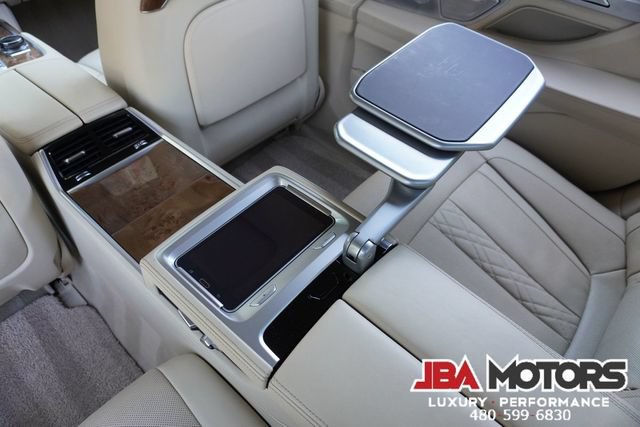 Used 2018 BMW 750i RWD image 27