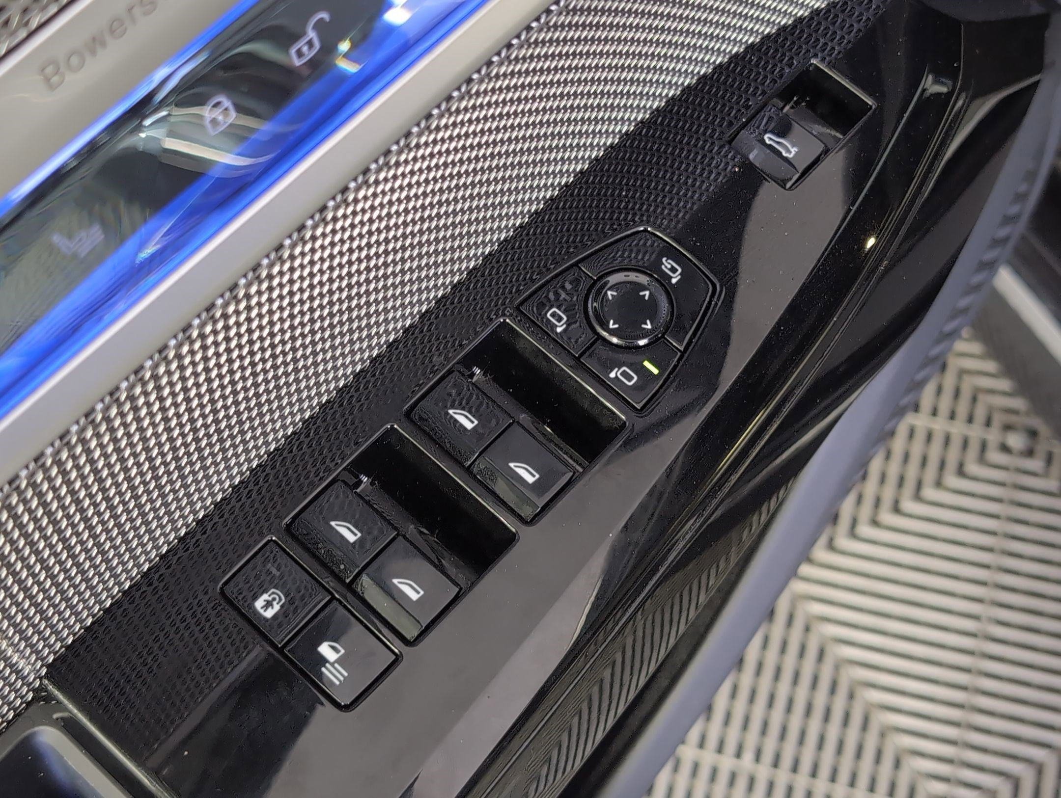 New 2025 BMW i7 eDrive50 w/ Premium Package image 10