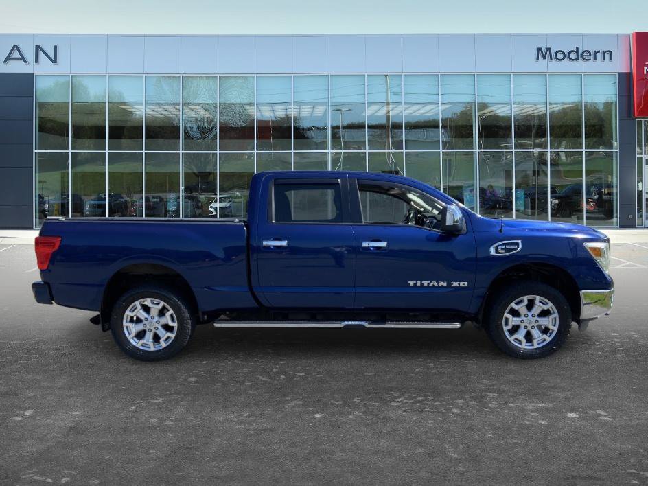 Used 2017 Nissan Titan SL RWD image 4