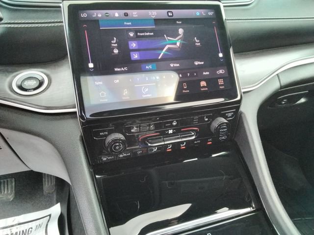 Used 2023 Jeep Grand Cherokee L Limited w/ Black Appearance Package AWD/4WD image 33