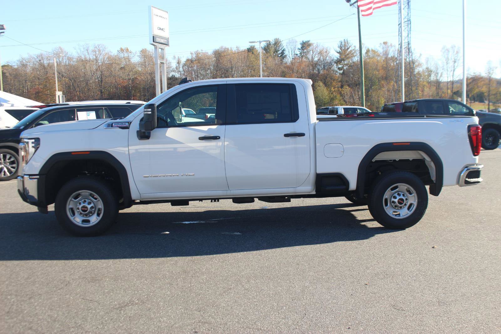 New 2025 GMC Sierra 2500 Pro w/ Convenience Package image 5