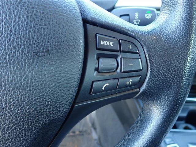 Used 2017 BMW 320i xDrive Sedan image 15