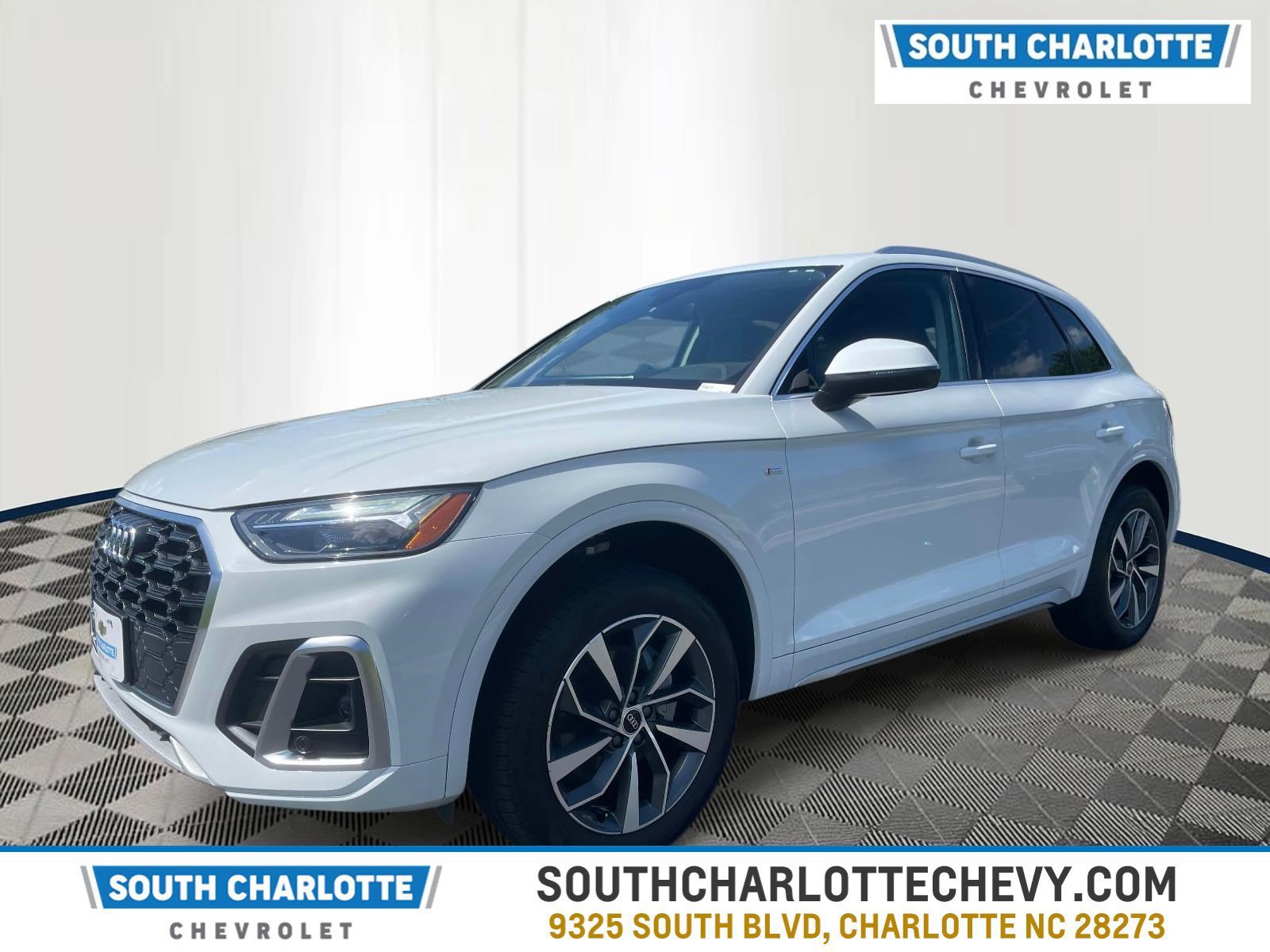 Used 2023 Audi Q5 2.0T Premium w/ Convenience Package AWD/4WD image 1