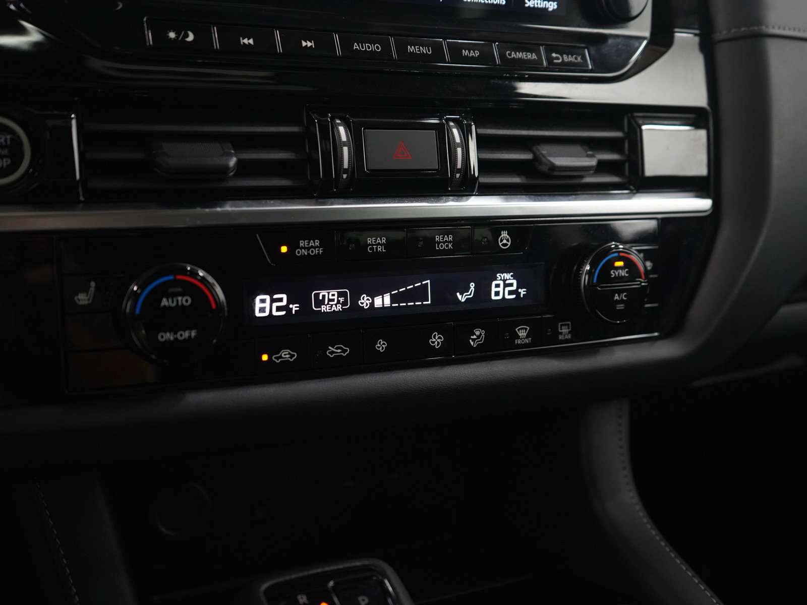 Used 2023 Nissan Pathfinder SL w/ SL Premium Package image 24