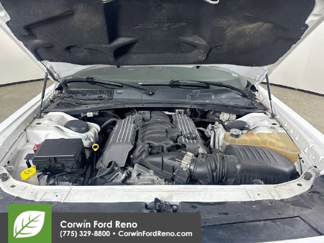Used 2015 Dodge Challenger SRT w/ Technology Group RWD image 33