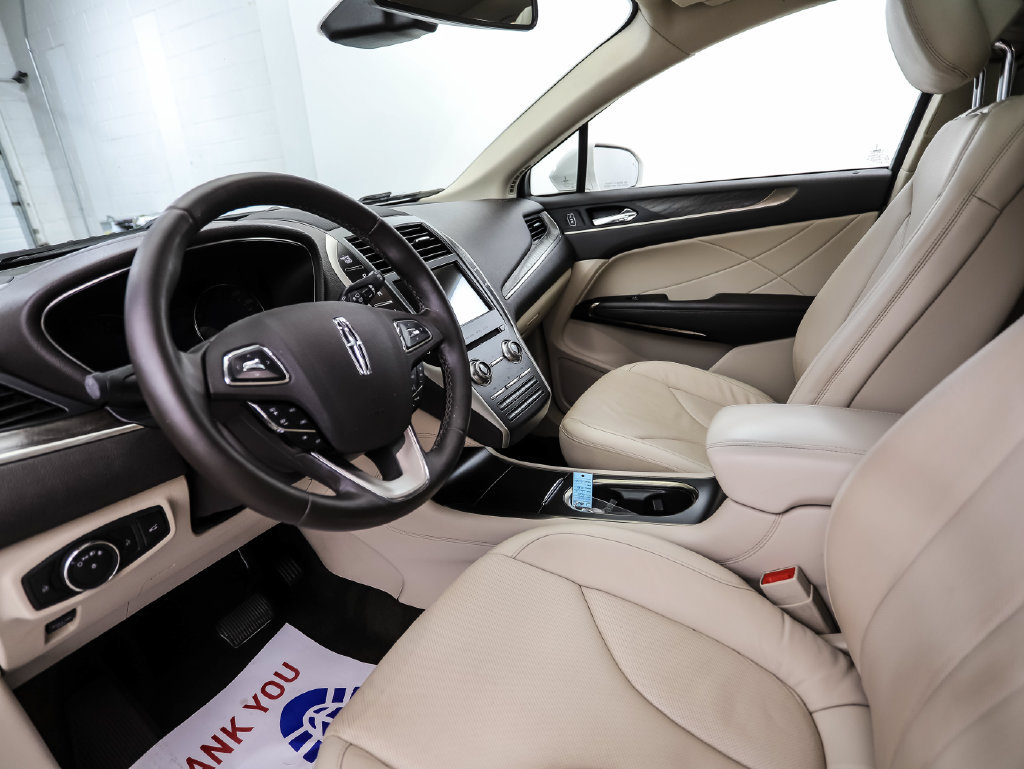Used 2019 Lincoln MKC Reserve w/ MKC Climate Package AWD/4WD image 10