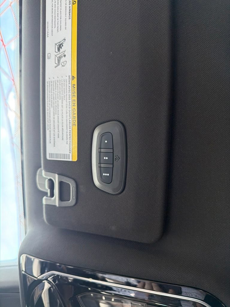 Used 2021 Jeep Grand Cherokee L Summit w/ Advanced Protech Group IV AWD/4WD image 23