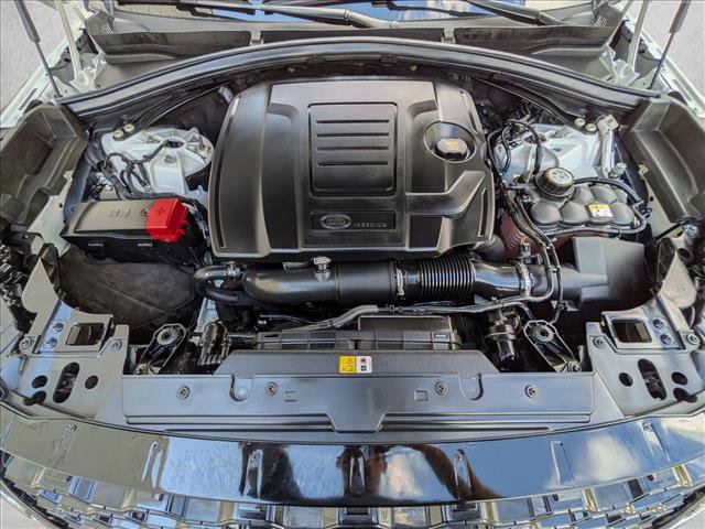 Used 2019 Land Rover Range Rover Velar R-Dynamic SE image 24