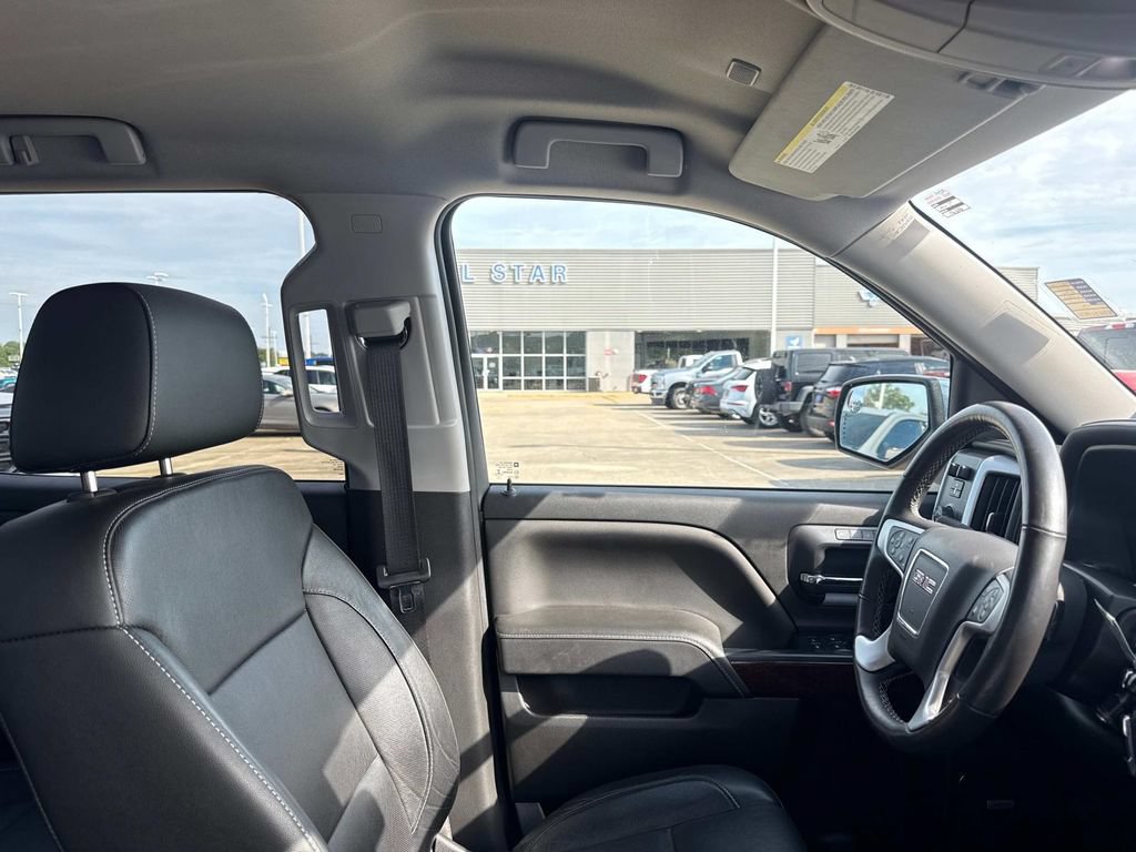 Used 2018 GMC Sierra 1500 SLT AWD/4WD image 16
