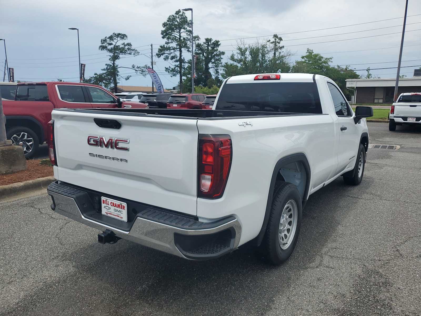 Used 2022 GMC Sierra 1500 Pro w/ Pro Value Package AWD/4WD image 6