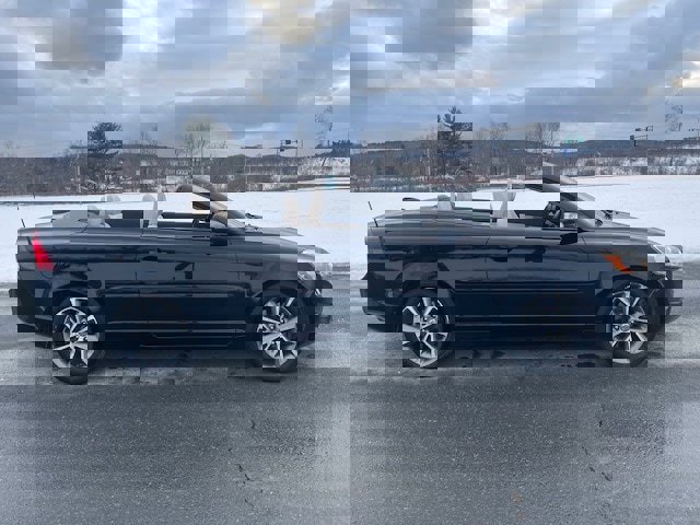 Used 2011 Volvo C70 T5 image 18