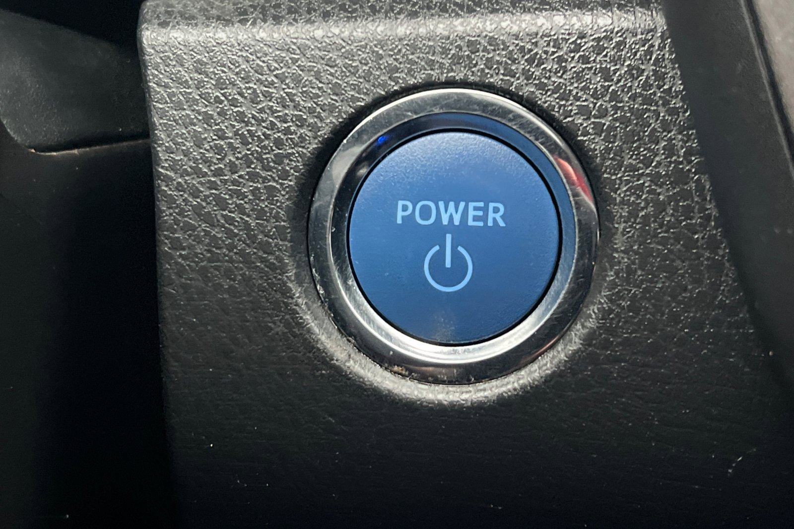 Used 2021 Toyota Camry XSE w/ Navigation Upgrade Package image 19