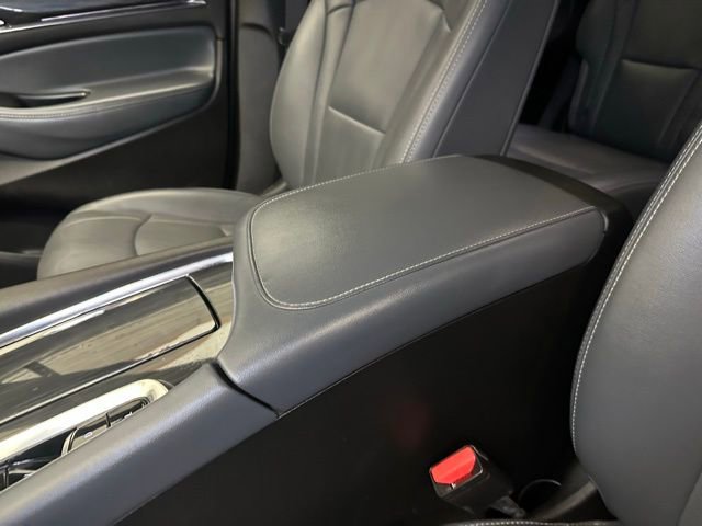 Used 2024 Buick Enclave Premium AWD/4WD image 30