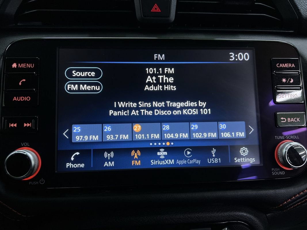 Used 2025 Nissan Versa SR w/ Trunk Package FWD image 21