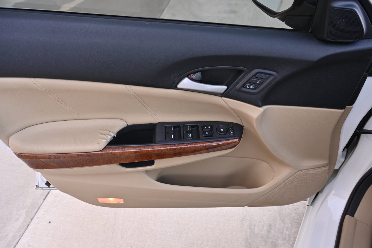 Used 2011 Honda Accord EX-L image 30