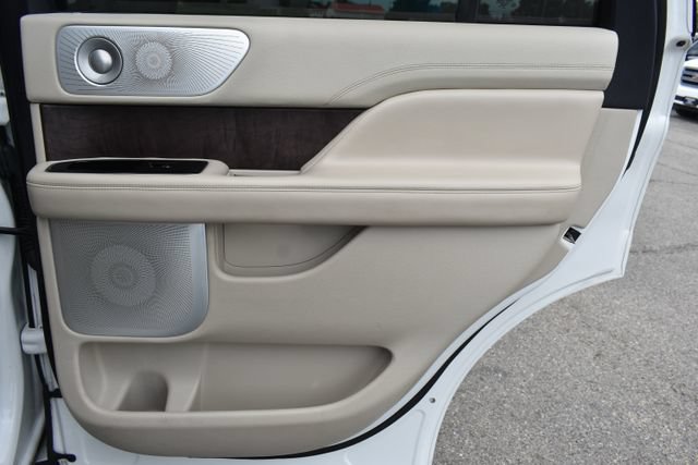 Used 2020 Lincoln Navigator Reserve w/ Luxury Package AWD/4WD image 56