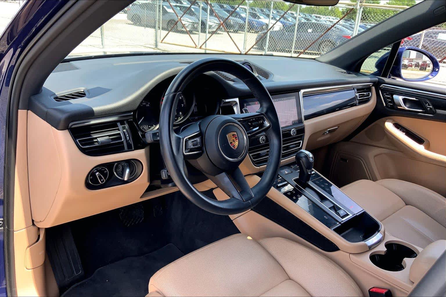 Used 2023 Porsche Macan Turbo AWD/4WD image 24