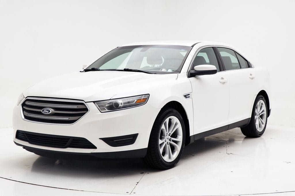 Used 2013 Ford Taurus SEL video 2