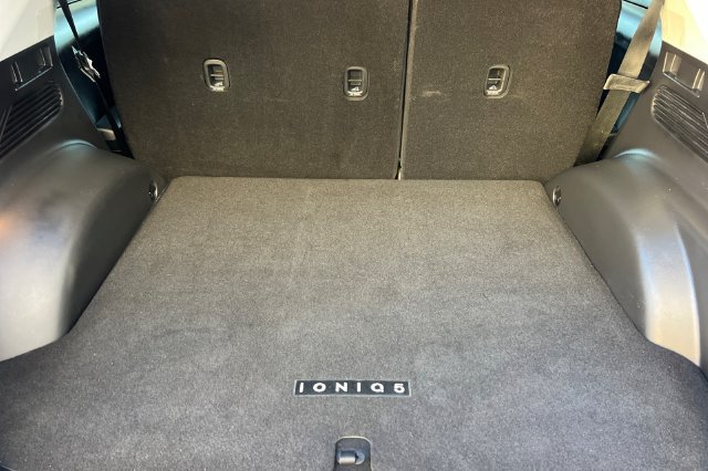 Certified 2024 Hyundai Ioniq 5 SEL RWD image 19