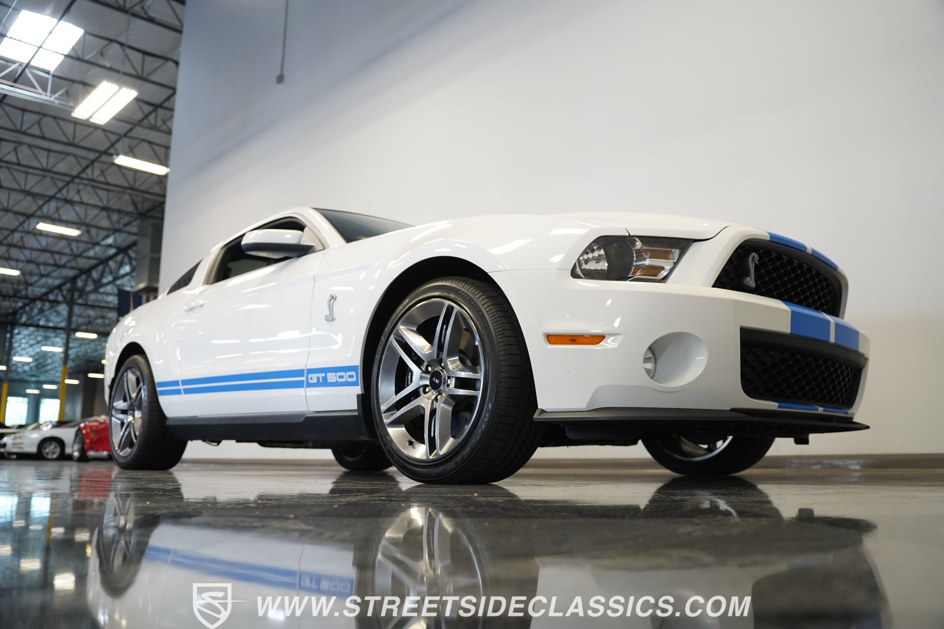 Used 2010 Ford Mustang Shelby GT500 image 19