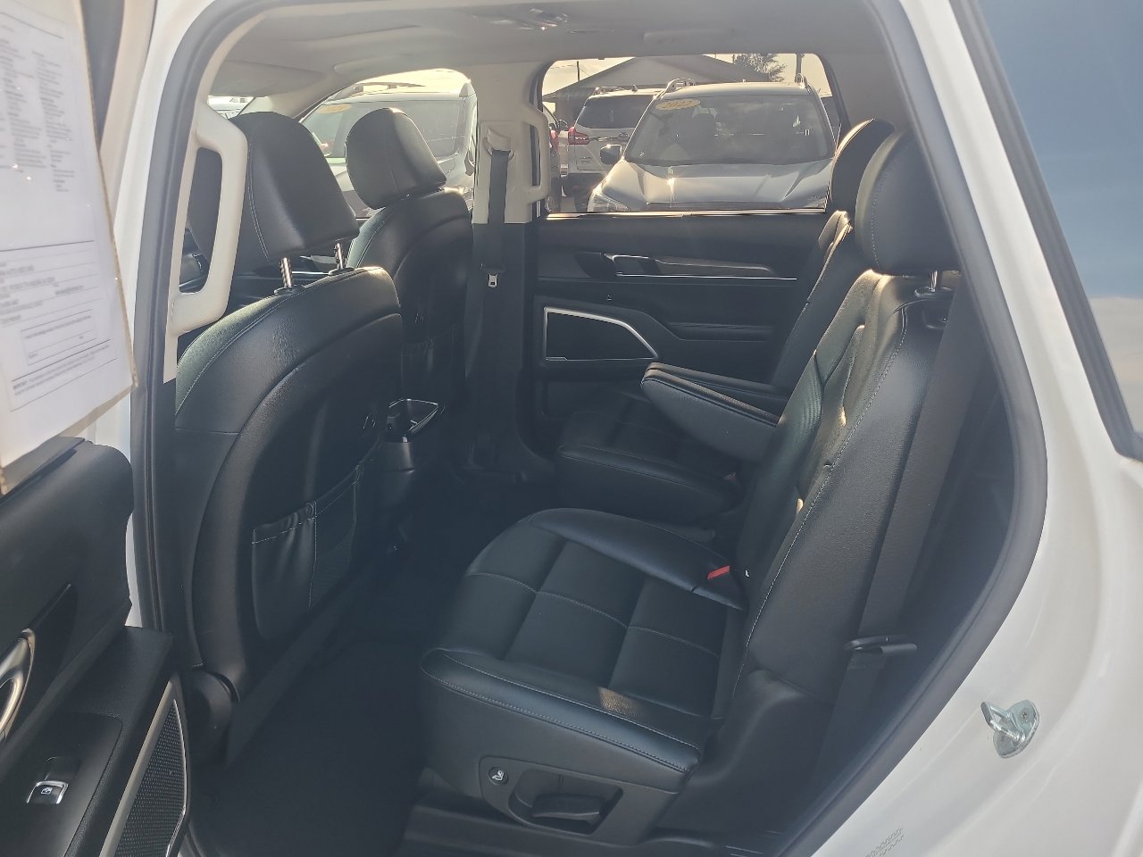 Used 2022 Kia Telluride EX w/ EX Premium Package image 13