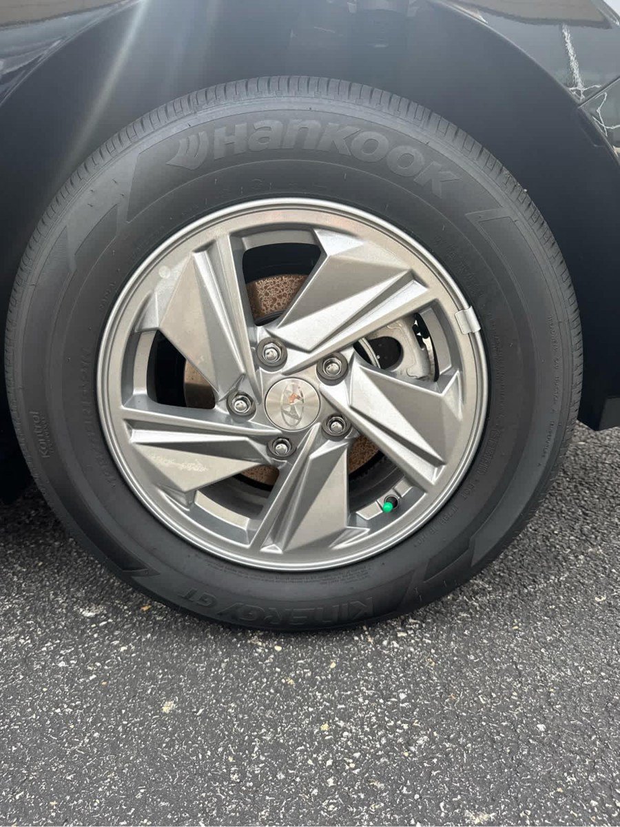 New 2026 Hyundai Elantra SE FWD image 17