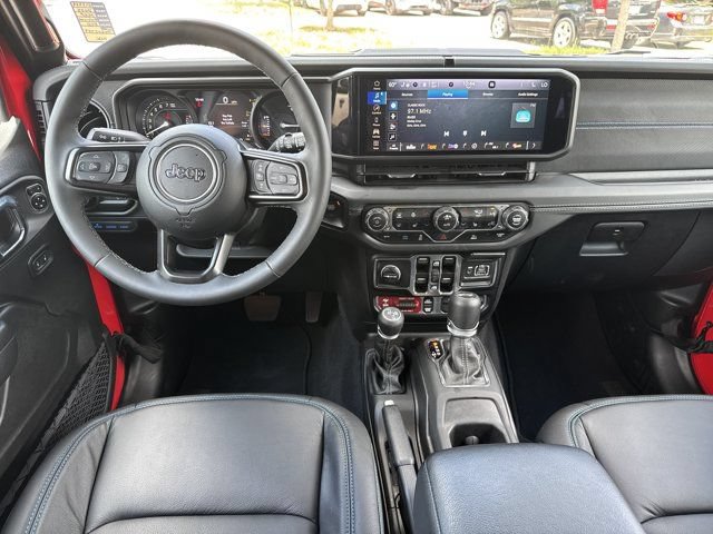 Certified 2025 Jeep Wrangler Unlimited Rubicon 4xe w/ Convenience Group AWD/4WD image 22