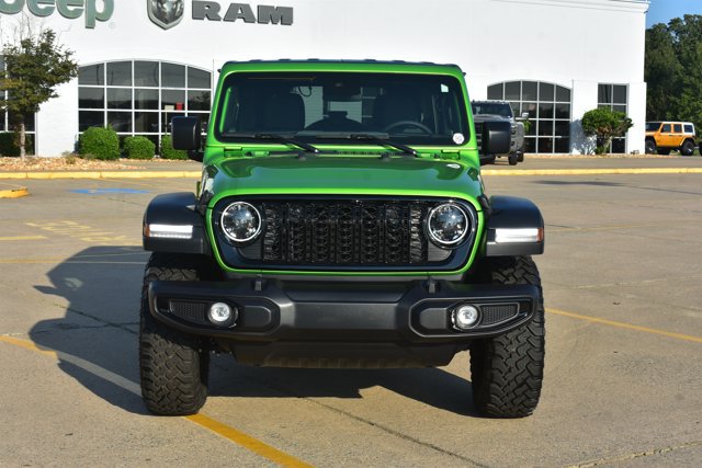 Used 2025 Jeep Wrangler Unlimited Sport AWD/4WD image 2