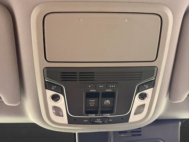 Used 2019 Honda Ridgeline RTL-E image 32