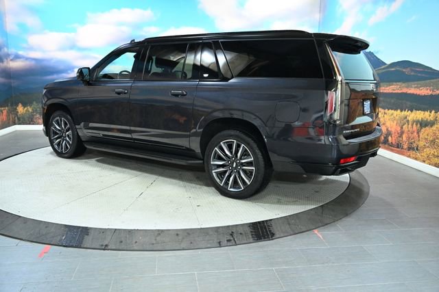 Used 2023 Cadillac Escalade ESV Sport image 5