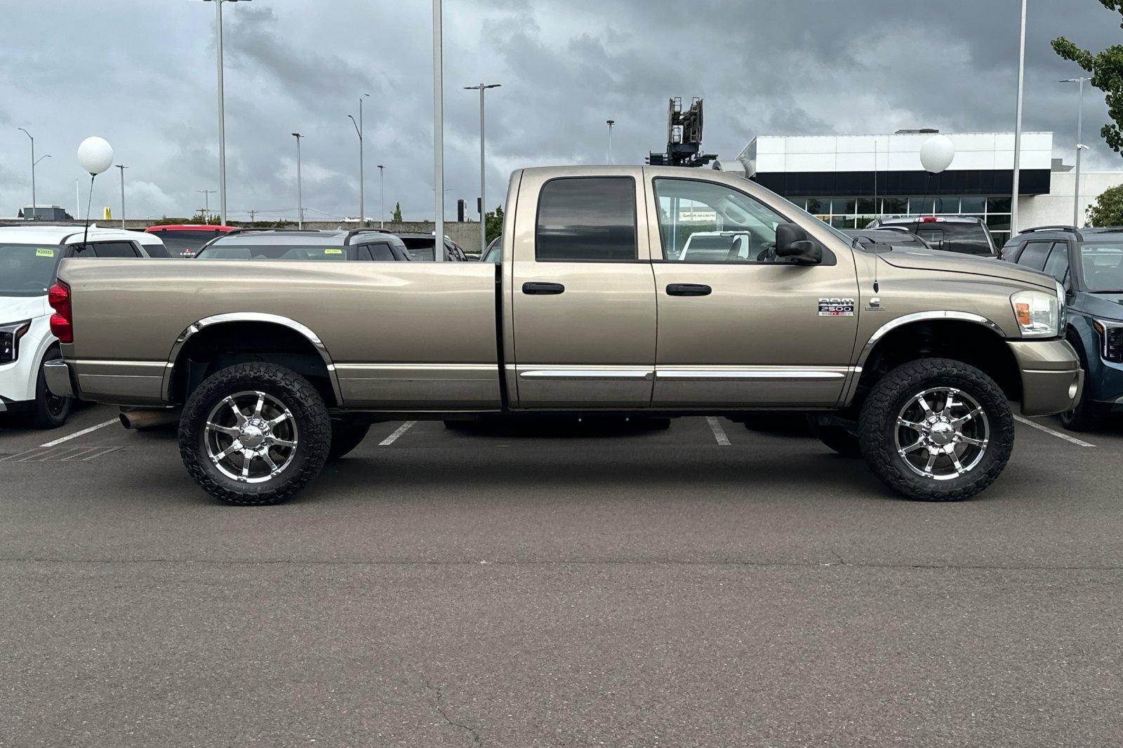 Used 2007 Dodge Ram 2500 Truck Laramie AWD/4WD image 3