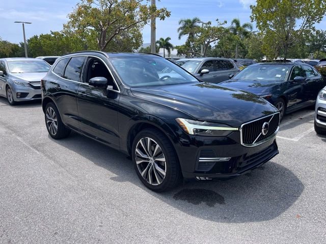 Used 2022 Volvo XC60 B5 Momentum w/ Climate Package