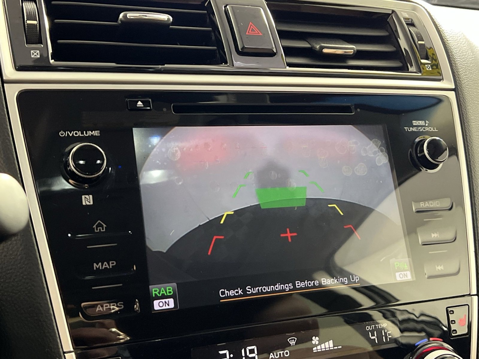 Used 2018 Subaru Outback 2.5i Touring image 19