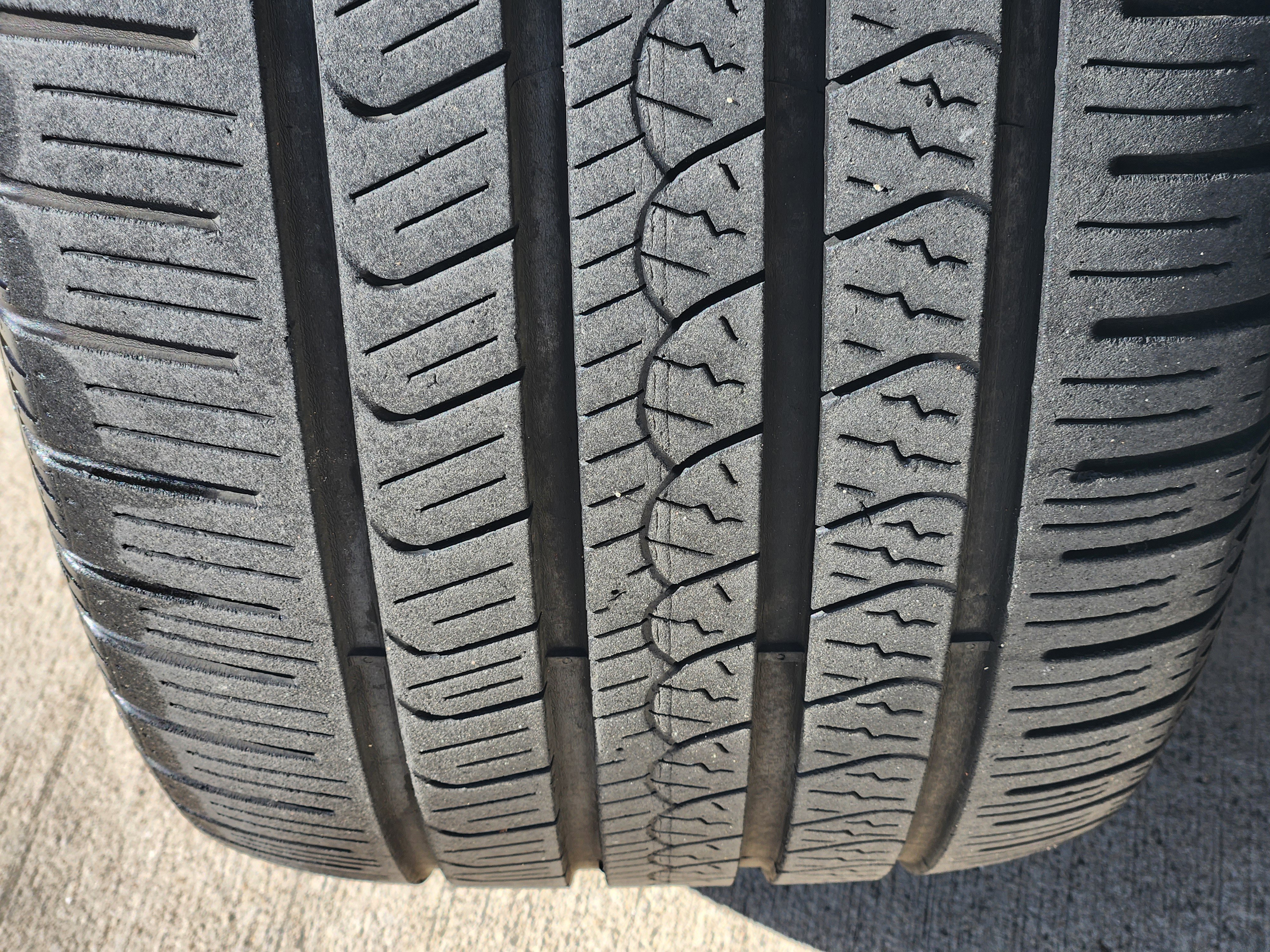 Used 2017 Volvo XC90 T6 Momentum w/ Vision Package image 11