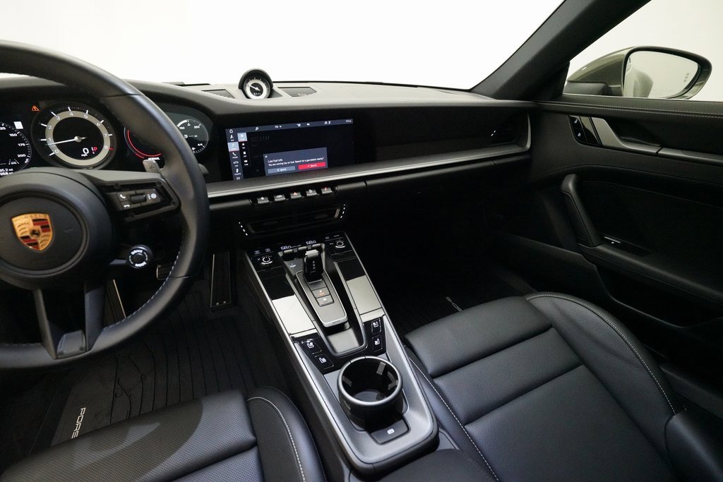 Used 2020 Porsche 911 Carrera 4 image 18