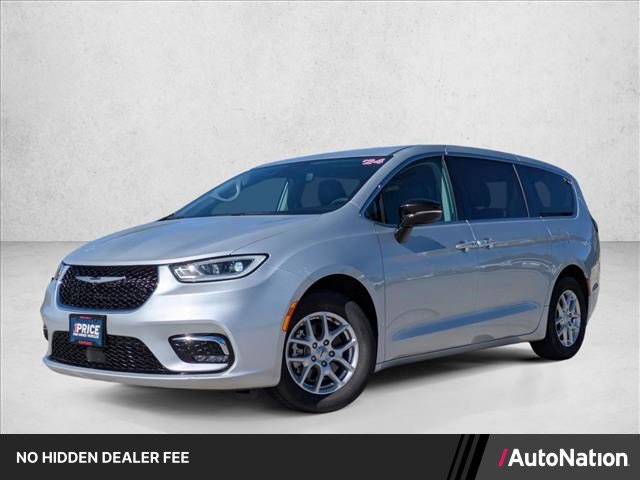 Used 2024 Chrysler Pacifica Touring-L