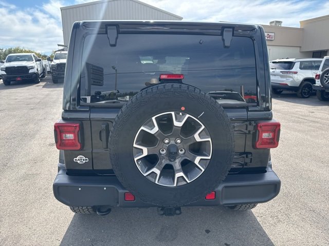 Used 2024 Jeep Wrangler Sahara w/ Technology Group image 5