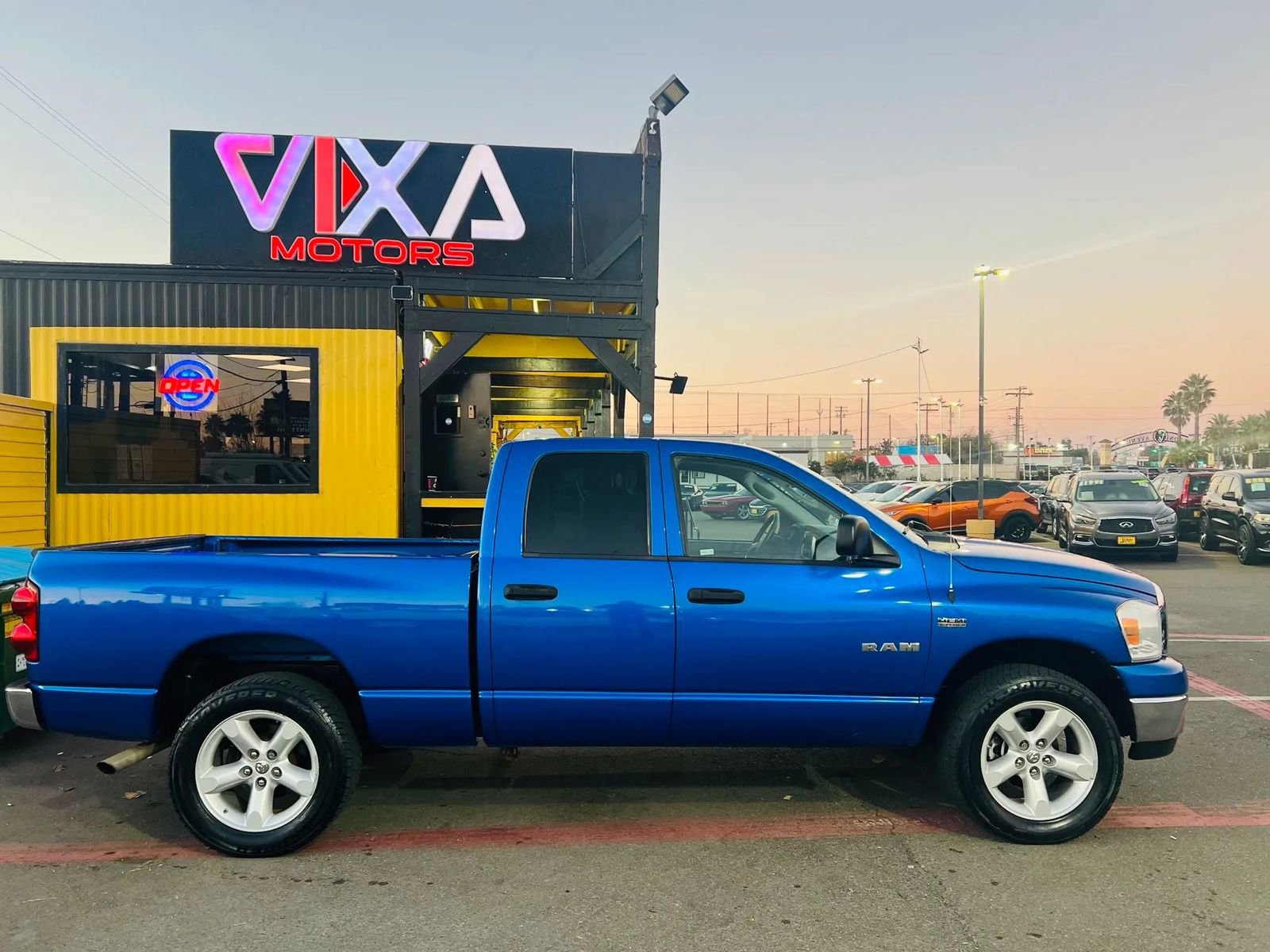 Used 2008 Dodge Ram 1500 Truck SLT w/ Popular Equipment Group image 4