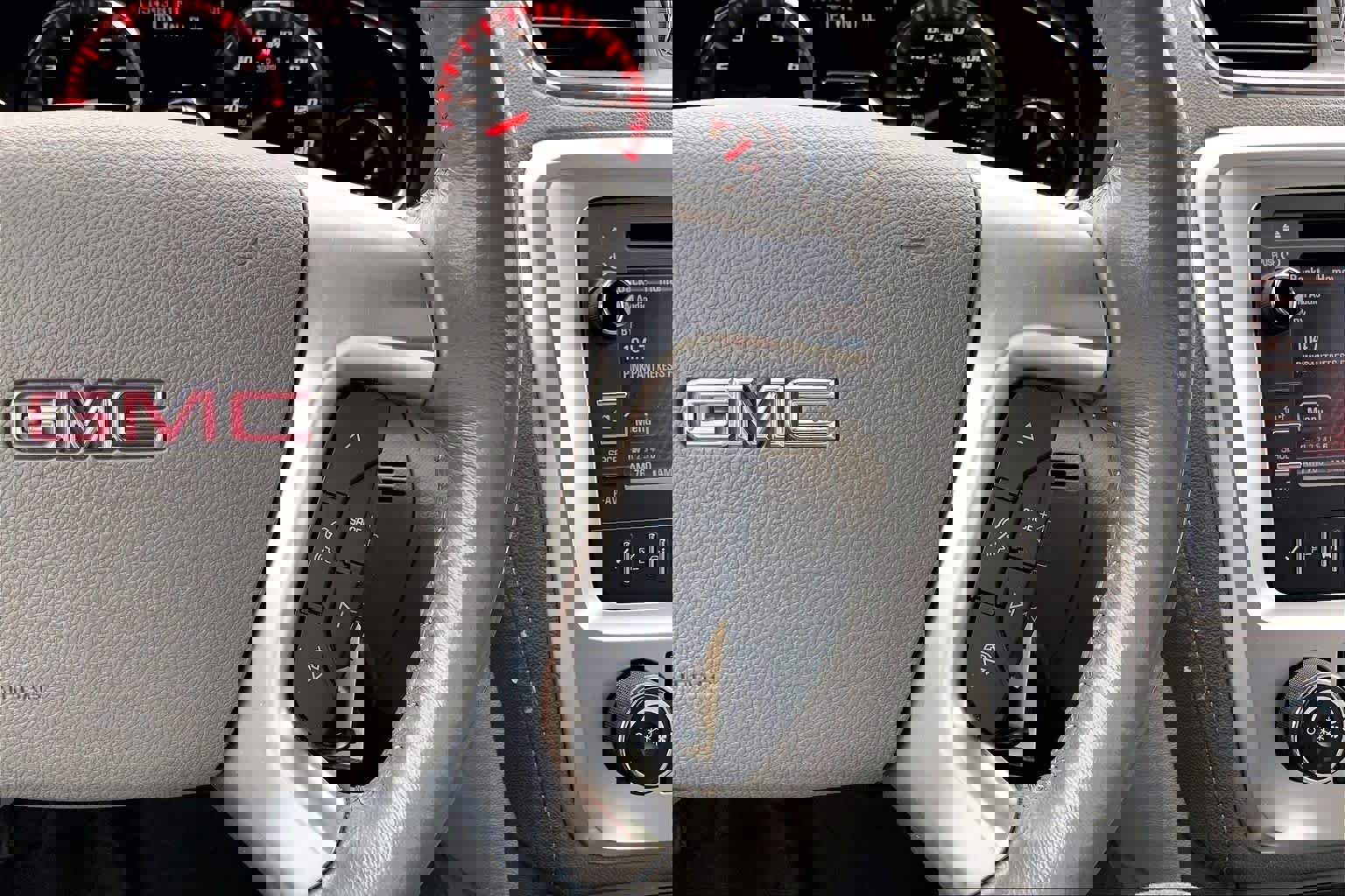 Used 2015 GMC Acadia SLE AWD/4WD image 25