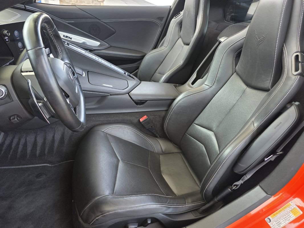 Used 2020 Chevrolet Corvette Stingray Coupe w/ Z51 Performance Package image 11