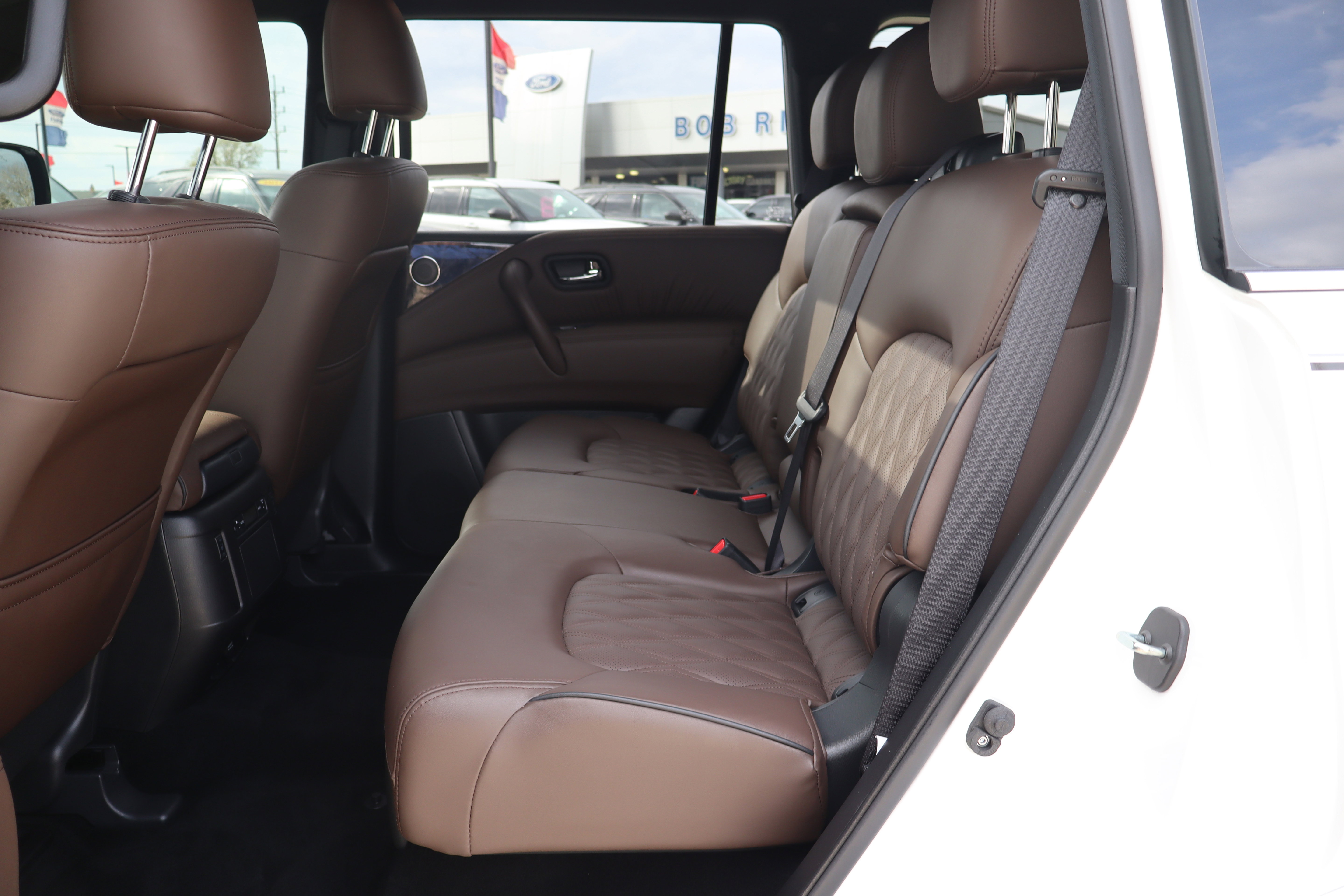 Used 2024 Nissan Armada Platinum w/ Cargo Package RWD image 11