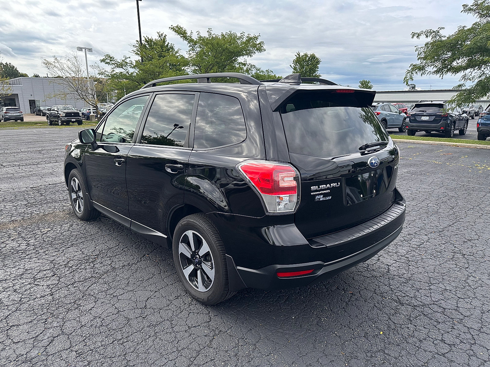 Used 2018 Subaru Forester 2.5i Premium w/ Protection Package #1 AWD/4WD image 5