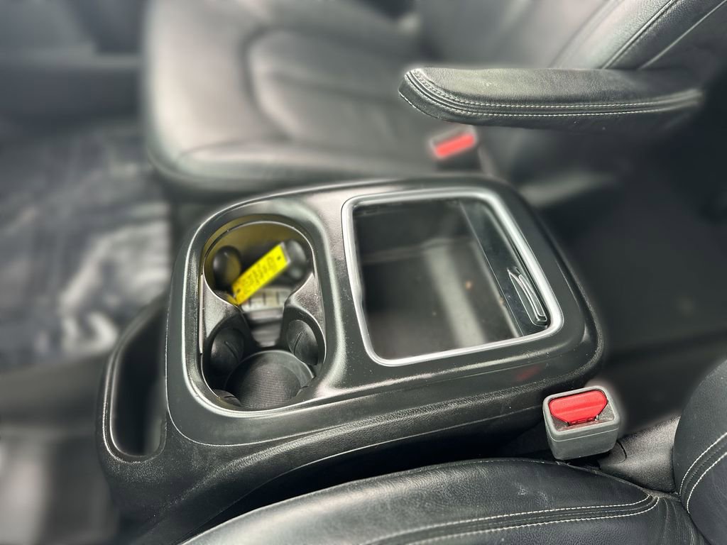 Used 2018 Chrysler Pacifica Touring-L Plus w/ S Appearance Package image 21