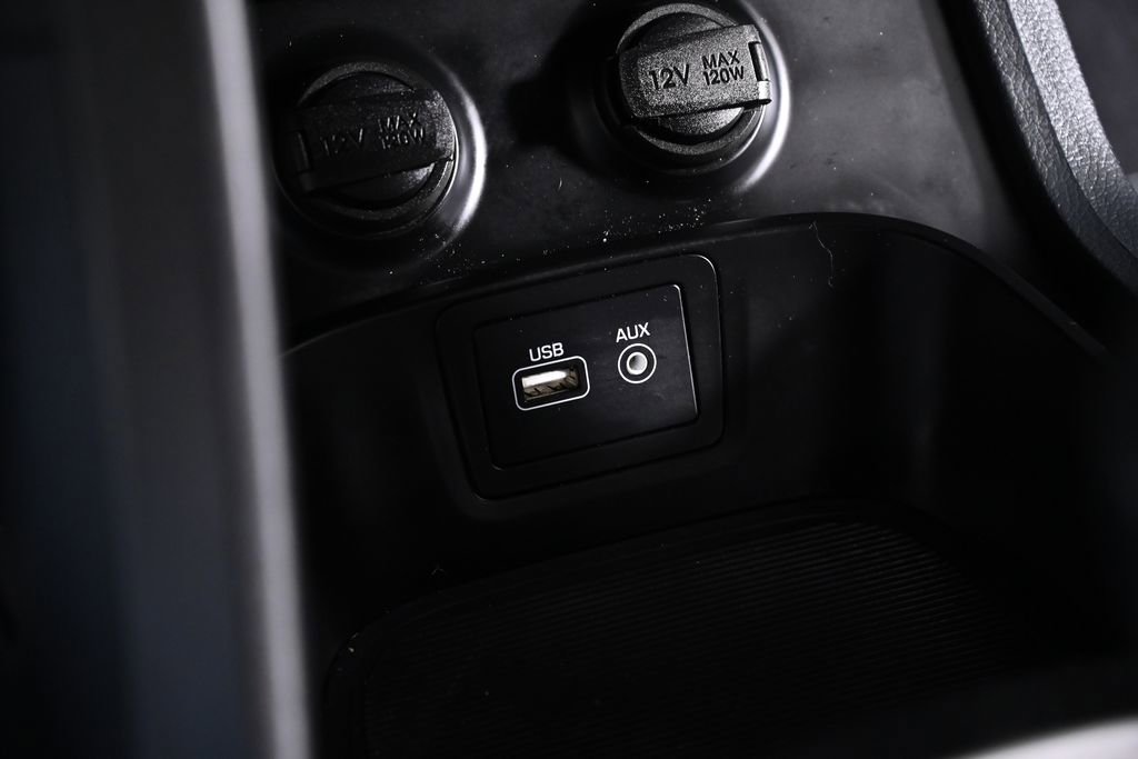 Used 2018 Hyundai Santa Fe Limited FWD image 21