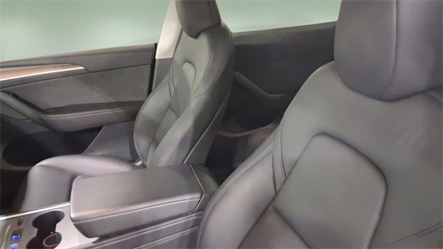 Used 2024 Tesla Model Y Performance image 26